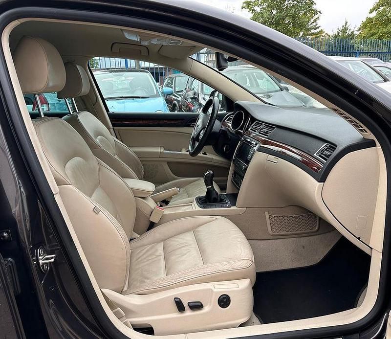 Gebraucht Skoda Superb Elegance 160 PS (117 kW) 2010 Braun Kombi