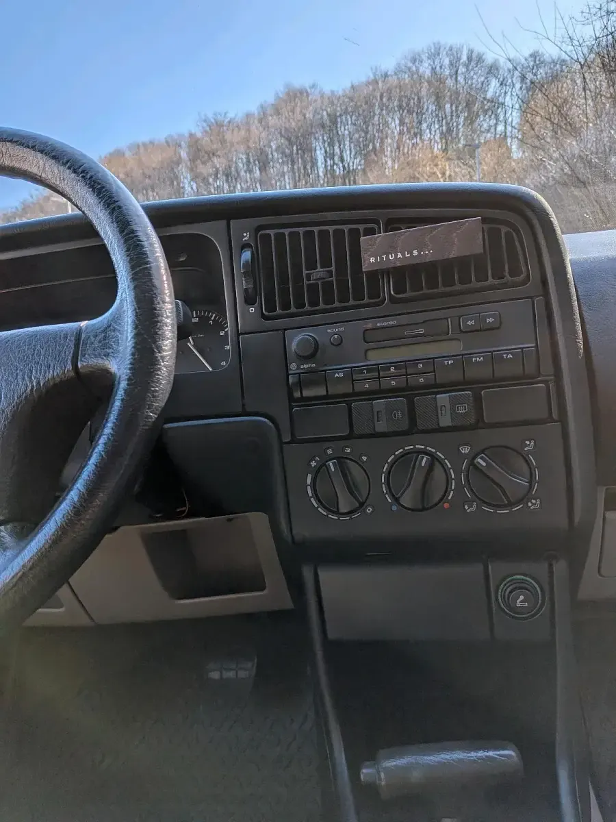 Brugt VW Passat 1991 Guld Sedan