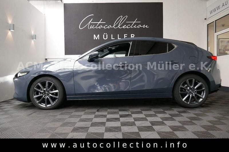 Gebraucht Mazda 3 Selection 202 PS (148 kW) 2022 Polymetal grey (metallic) Limousine