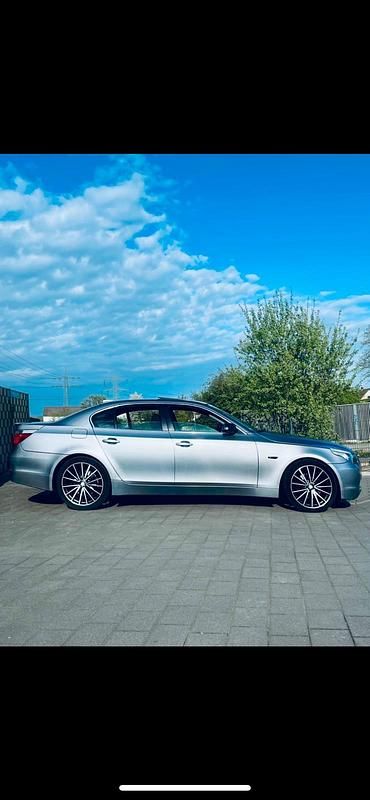 Gebraucht BMW 520 170 PS (125 kW) 2004 Silber Limousine