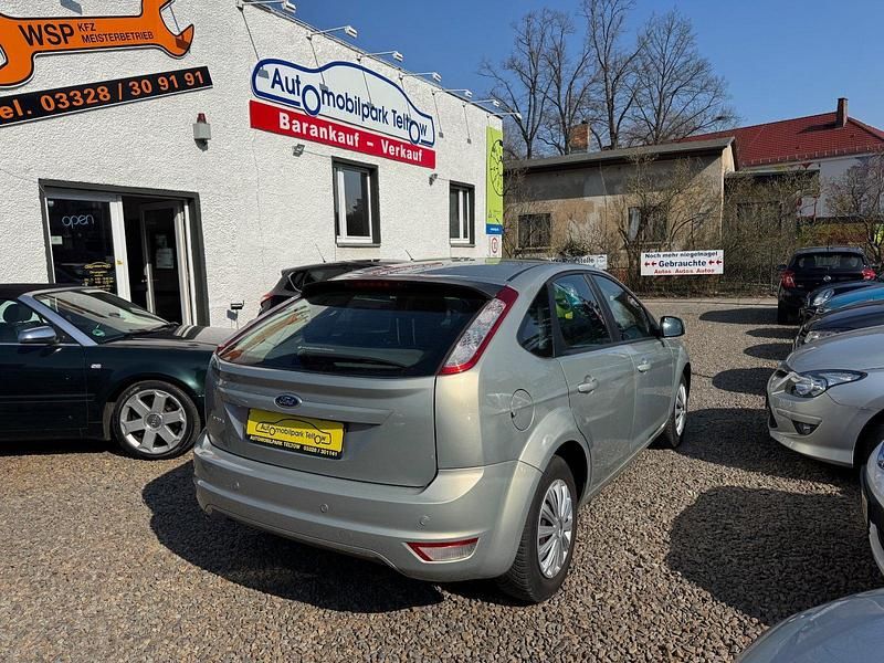 Second-hand Ford Focus 101 CP (74 kW) 2009 Gri Hatchback