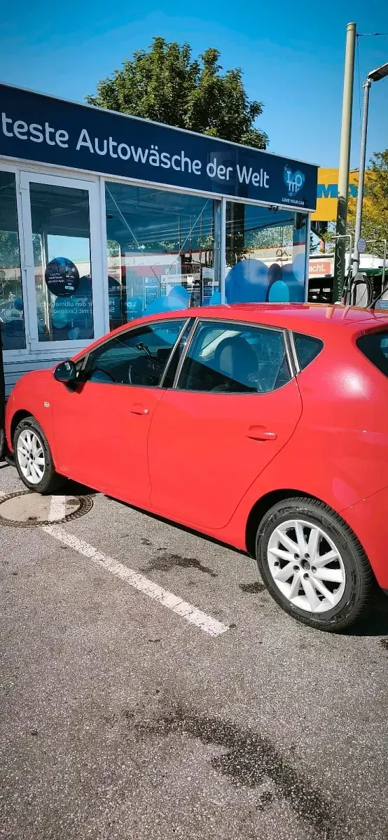 Gebraucht Seat Ibiza Style 75 PS (55 kW) 2014 Rot Kleinwagen