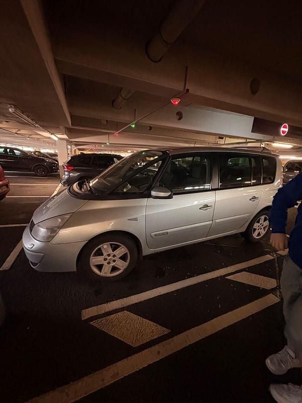 Silber Gebraucht 2004 Renault Espace Expression Van / Kleinbus | 1.000 € (Fairer Preis) - Bild 1/4