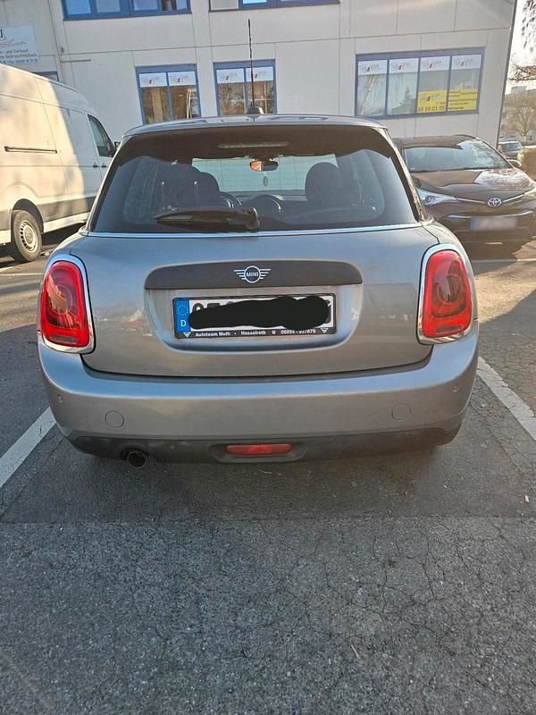 Gebraucht Mini ONE 102 PS (75 kW) 2018 Beige Kleinwagen