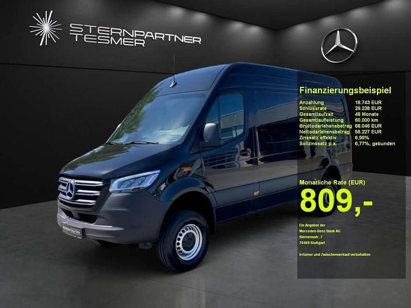 Obsidianschwarz metallic Gebraucht 2024 Mercedes Sprinter Van | 72.590 € (Etwas zu teuer) - Bild 1/3