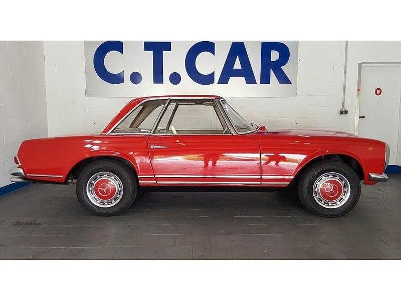Gebraucht Mercedes 230 150 PS (110 kW) 1963 Rot Cabrio