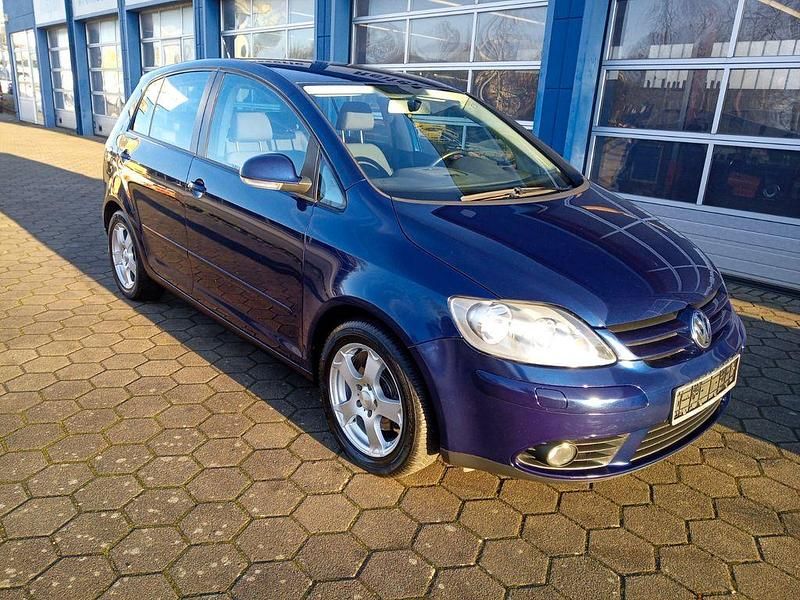 Blau Gebraucht 2007 VW Golf V Limousine | 3.795 € (Fairer Preis) - Bild 1/4
