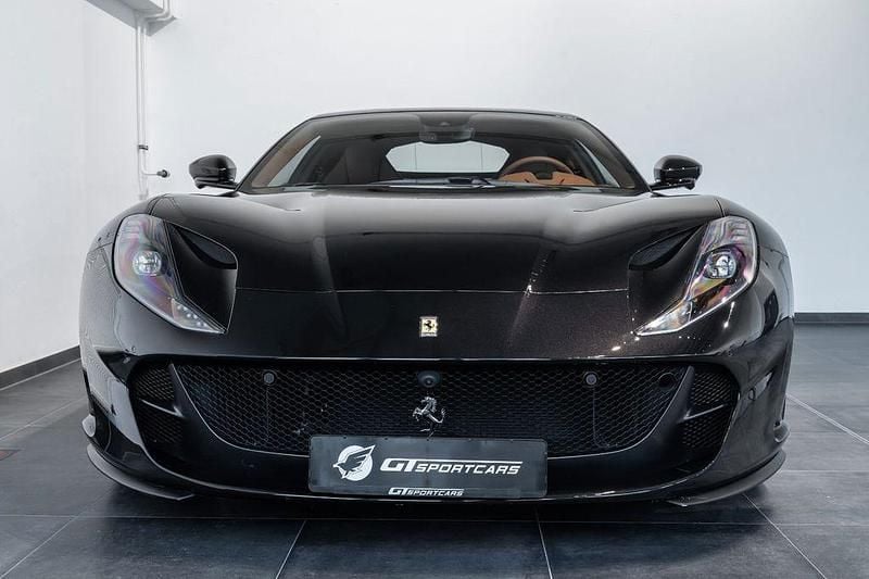Gebraucht Ferrari 812 799 PS (587 kW) 2020 Nero daytona Coupé