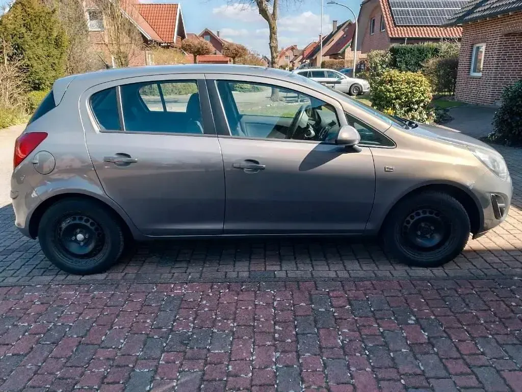 Gebraucht Opel Corsa 86 PS (63 kW) 2014 Braun Kleinwagen