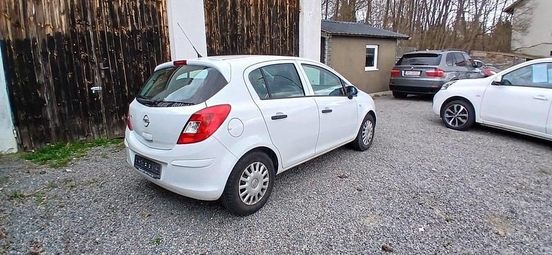 Second-hand Opel Corsa 65 CP (47 kW) 2014 Alb Hatchback