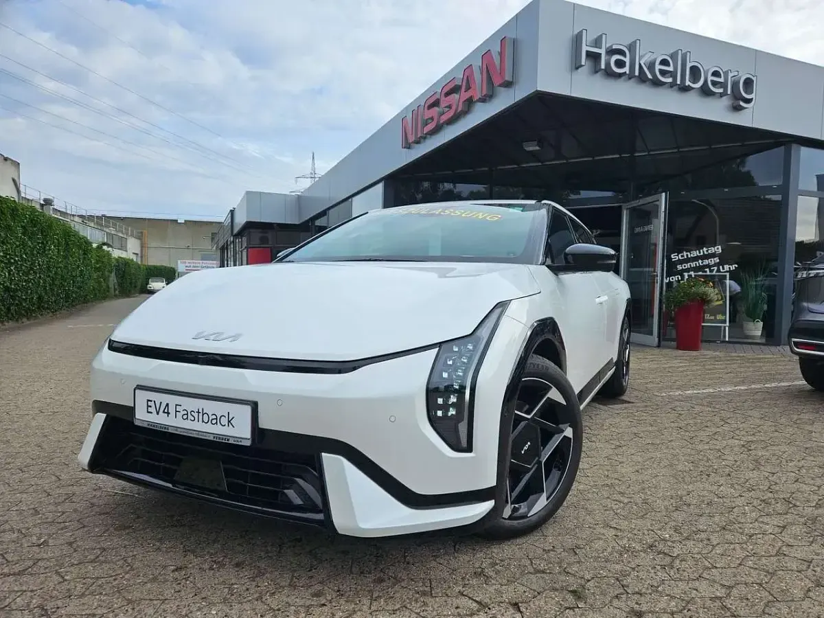 Neu Kia EV4 Comfort 150 kW (204 PS) 2025 Weiß Limousine