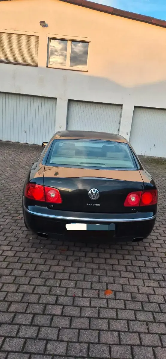 Second-hand VW Phaeton Individual 334 CP (245 kW) 2007 Negru Berlinǎ