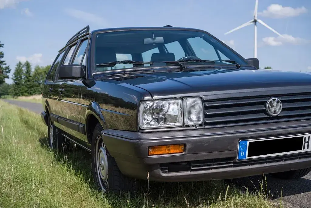 Gebraucht VW Passat 72 PS (52 kW) 1987 Schwarz Kombi