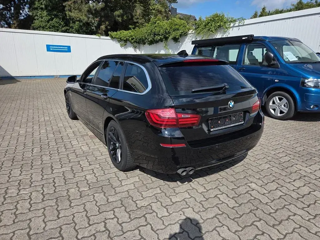 Gebraucht BMW 518 150 PS (110 kW) 2017 Schwarz Kombi