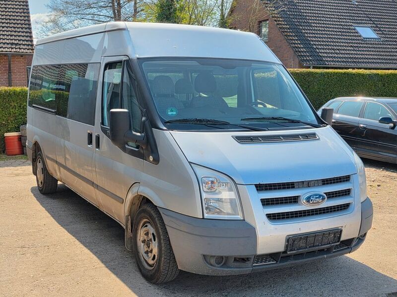 Silber Gebraucht 2011 Ford Transit Trend Kombi | 3.800 € (Fairer Preis) - Bild 1/4