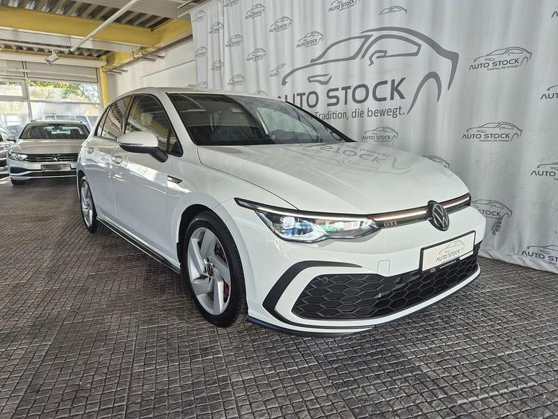 Pure white Gebraucht 2023 VW Golf VIII GTI Limousine | 26.750 € (Guter Preis) - Bild 1/4