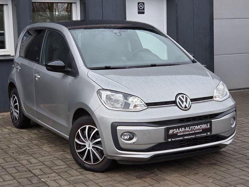 Silber Gebraucht 2017 VW up! Sound Kleinwagen | 10.980 € (Fairer Preis) - Bild 1/4