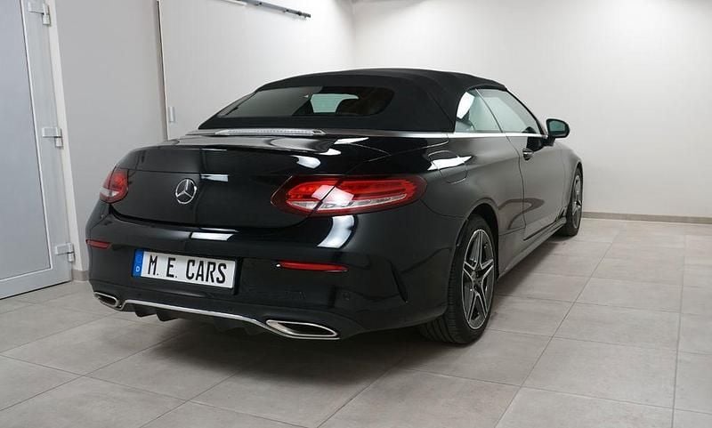 Gebraucht Mercedes C200 AMG 184 PS (135 kW) 2019 Schwarz Cabrio