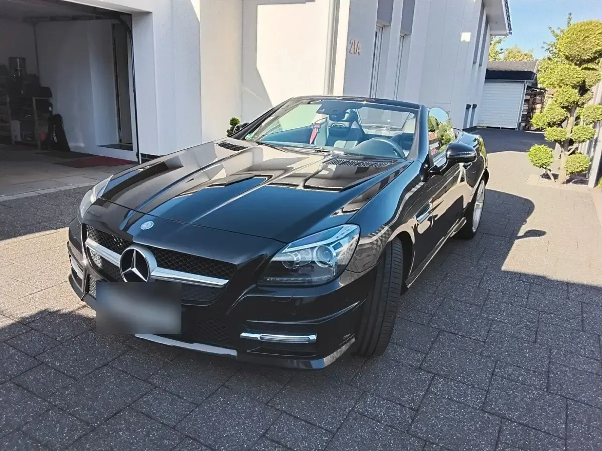 Gebraucht Mercedes SLK250 AMG Edition 1 204 PS (150 kW) 2011 Schwarz Cabrio