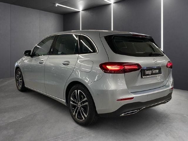 Gebraucht Mercedes B180 Progressive 136 PS (100 kW) 2024 Lack hightechsilber Van / Kleinbus
