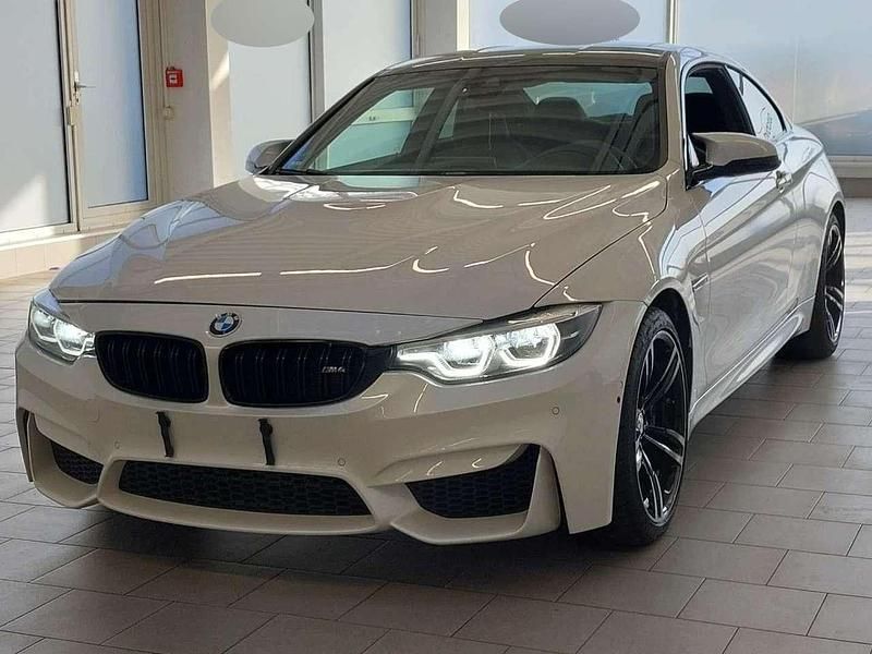 Gebraucht BMW M4 Shadowline 450 PS (330 kW) 2020 Mineralweiss metallic Coupé