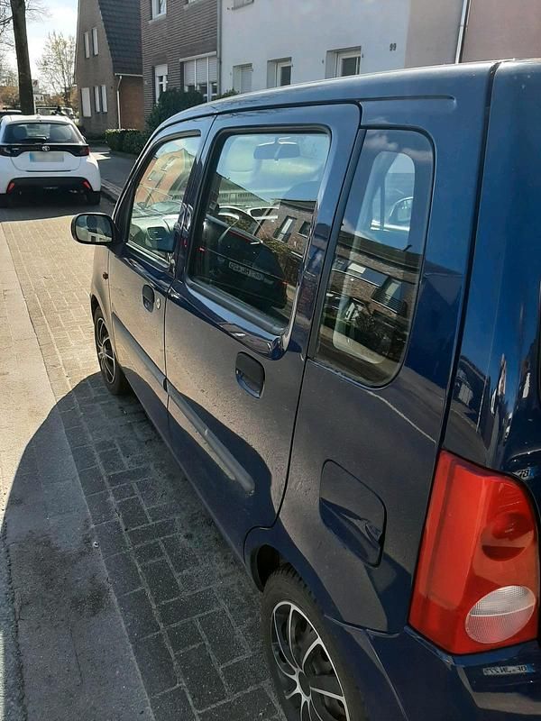 Gebraucht Opel Agila 44 PS (32 kW) 2004 Blau Van / Kleinbus