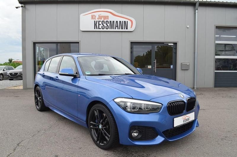 Blau Gebraucht 2019 BMW 120 M Sport Kleinwagen | 16.990 € (Superpreis) - Bild 1/4