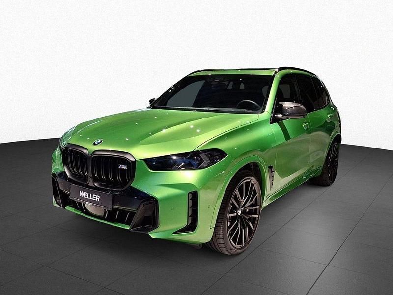 Gebraucht BMW X5 M Sport 530 PS (389 kW) 2024 Javagrün (weiß) SUV