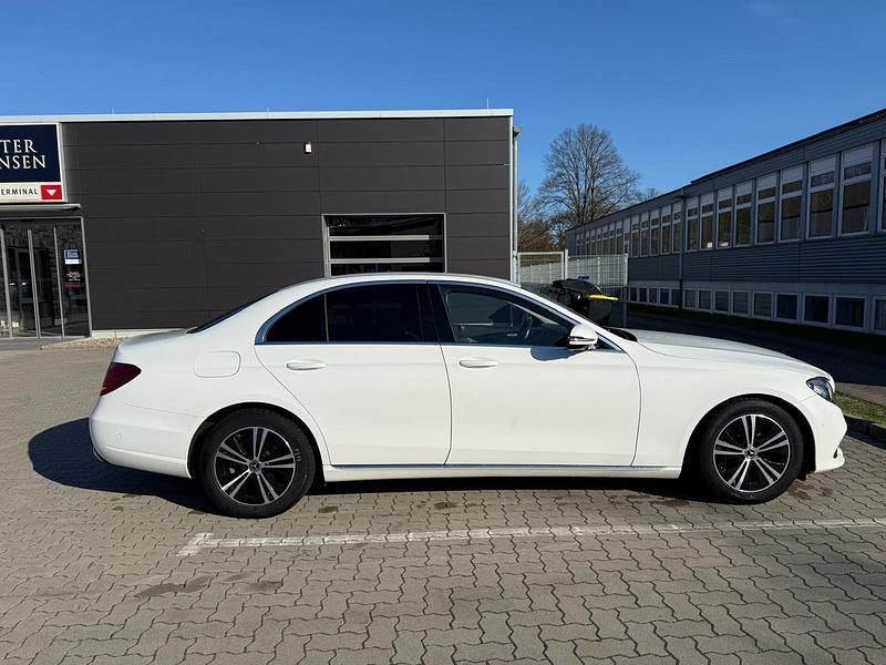 Second-hand Mercedes E200 150 CP (110 kW) 2018 Alb Berlinǎ