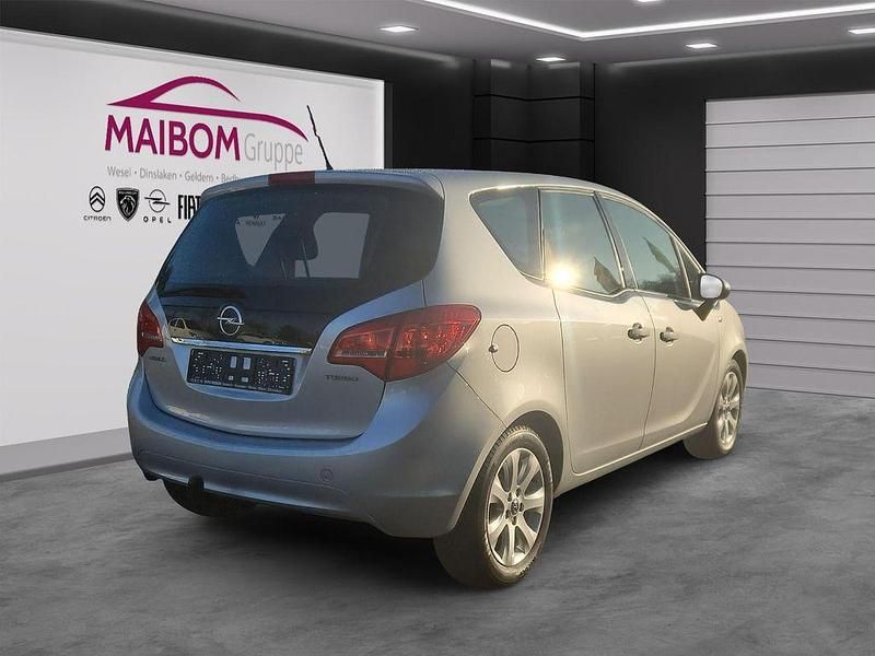 Gebraucht Opel Meriva 120 PS (88 kW) 2012 Argon silber/ice silver (m2) Van / Kleinbus