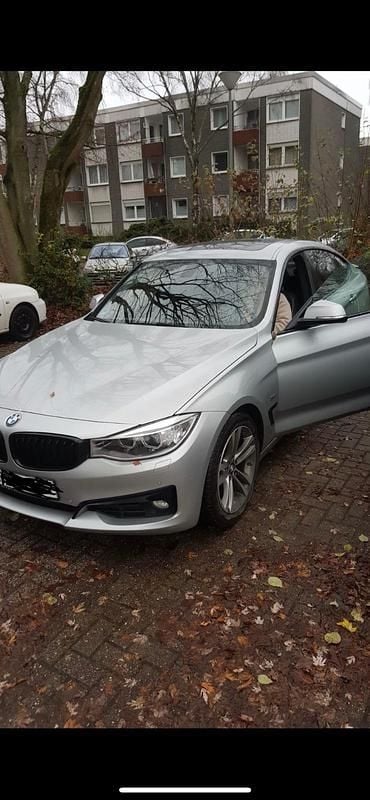 Silber Gebraucht 2016 BMW 318 Gran Turismo M Sport Limousine | 16.980 € (Fairer Preis) - Bild 1/4