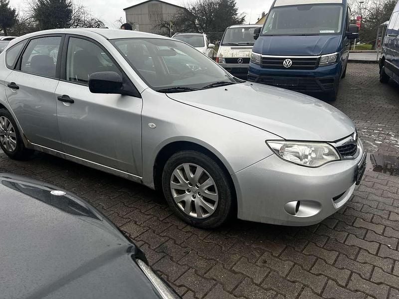 Gebraucht Subaru Impreza Active 107 PS (78 kW) 2009 Spark silver (m) Kleinwagen