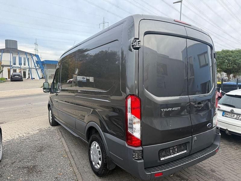 Gebraucht Ford Transit Trend 131 PS (96 kW) 2018 Magnetic Van / Kleinbus