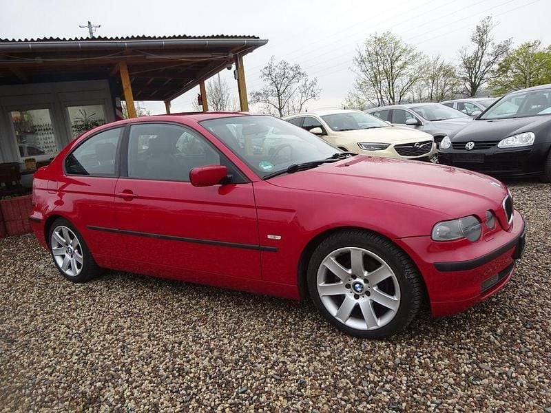 Gebraucht BMW 318 Sport Line 143 PS (105 kW) 2002 Rot Limousine