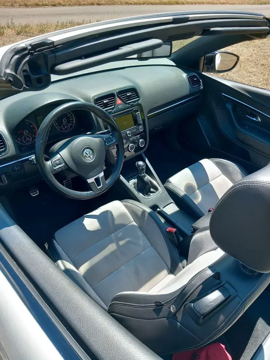 Używany VW Eos Sportline 160 KM (117 kW) 2013 Biały Kabriolet