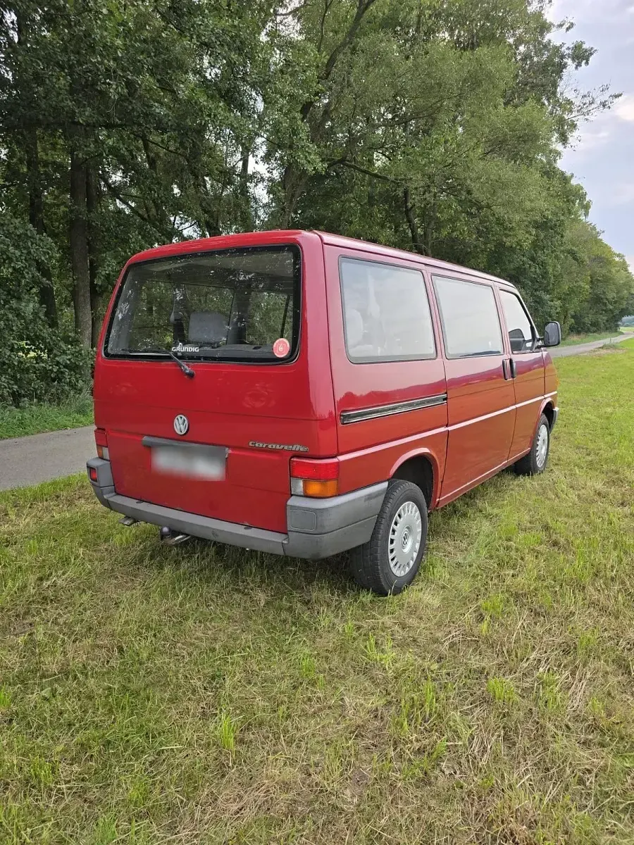 Gebraucht VW T4 78 PS (57 kW) 1994 Rot Van
