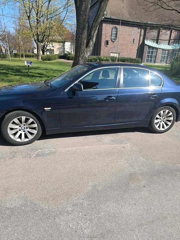 Gebraucht BMW 520 2008 Blau Limousine