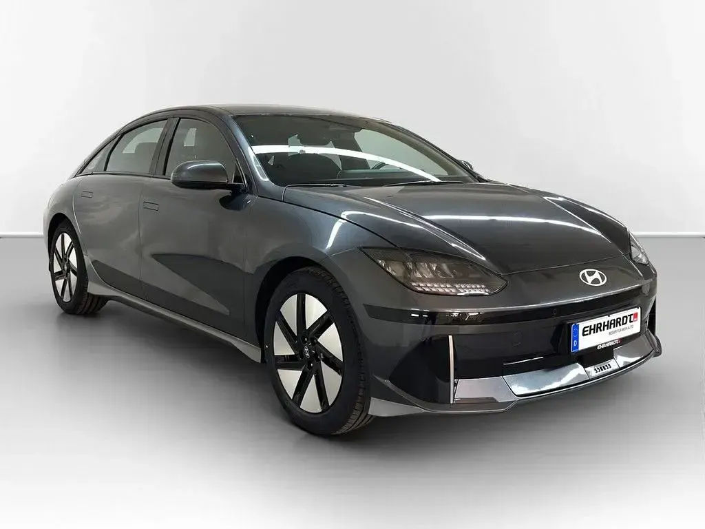 Gebraucht Hyundai Ioniq 6 Dynamiq 111 kW (151 PS) 2023 Grau Limousine