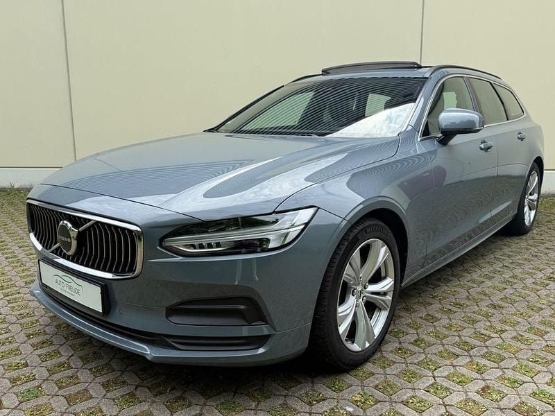 Grau Gebraucht 2022 Volvo V90 Kombi | 26.990 € (Fairer Preis) - Bild 1/4