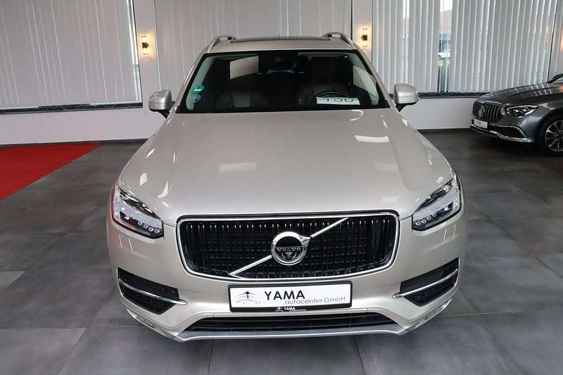 Gebraucht Volvo XC90 Momentum 190 PS (139 kW) 2018 Luminous sand SUV