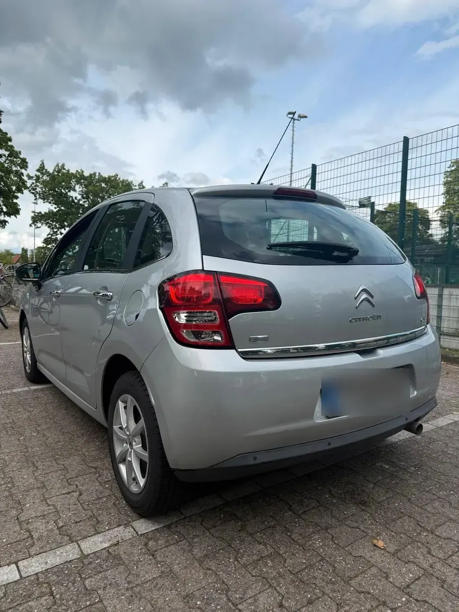Gebraucht Citroën C3 SELECTION 68 PS (50 kW) 2012 Grau Kleinwagen