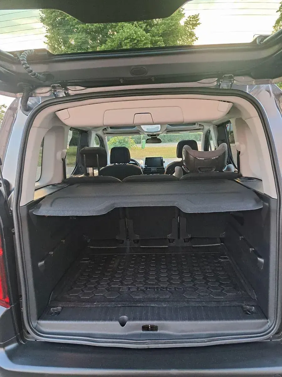 Gebraucht Citroën Berlingo Shine 131 PS (96 kW) 2023 Grau Van / Kleinbus