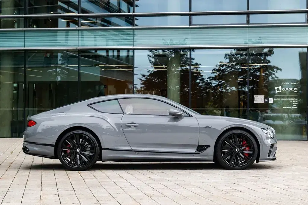 Usata Bentley Continental GT 659 CV (484 kW) 2024 Grigio