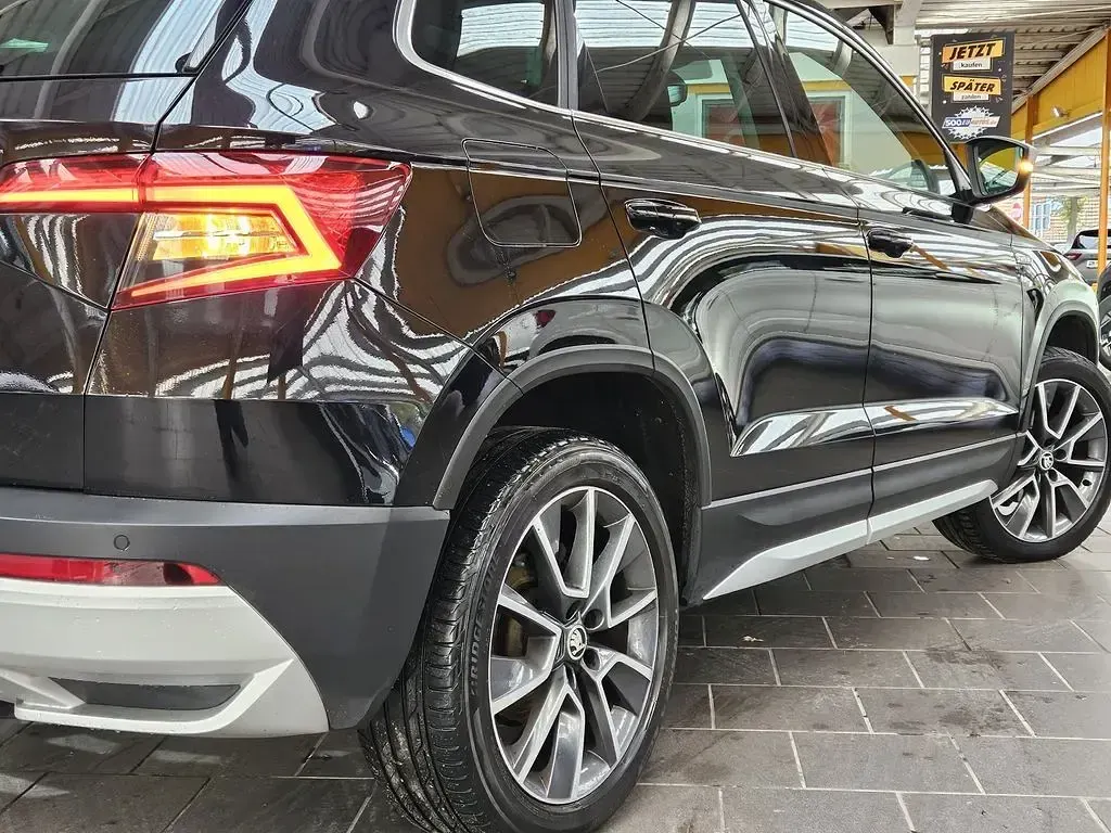 Gebraucht Skoda Karoq 150 PS (110 kW) 2020 Schwarz SUV