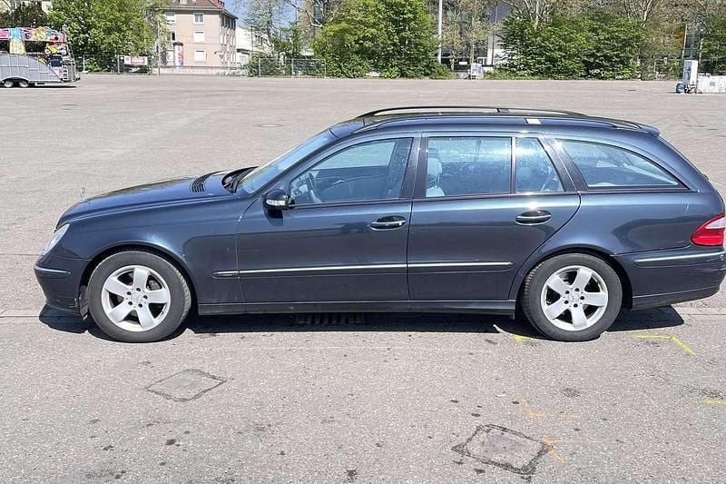 Gebraucht Mercedes E320 224 PS (164 kW) 2005 Kombi