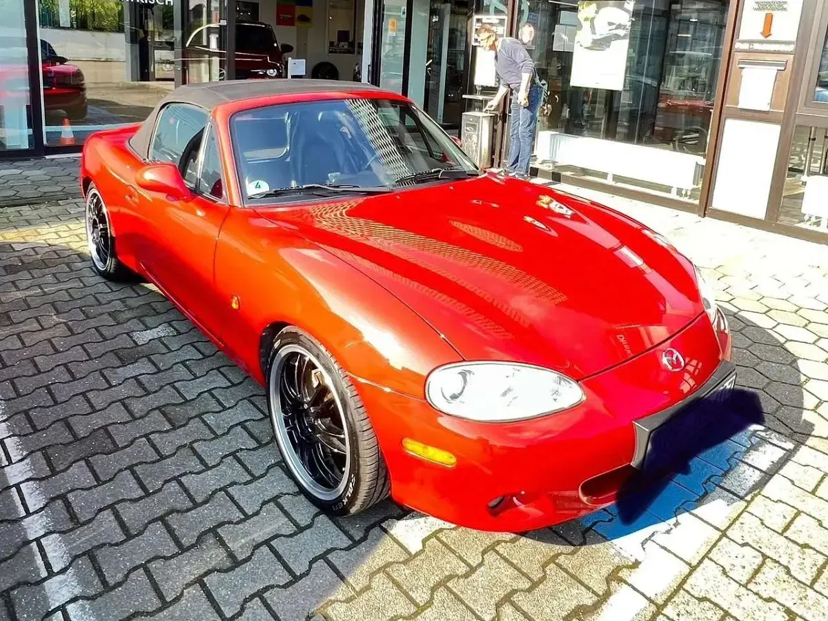 Gebraucht Mazda MX5 110 PS (80 kW) 2002 Rot Cabrio