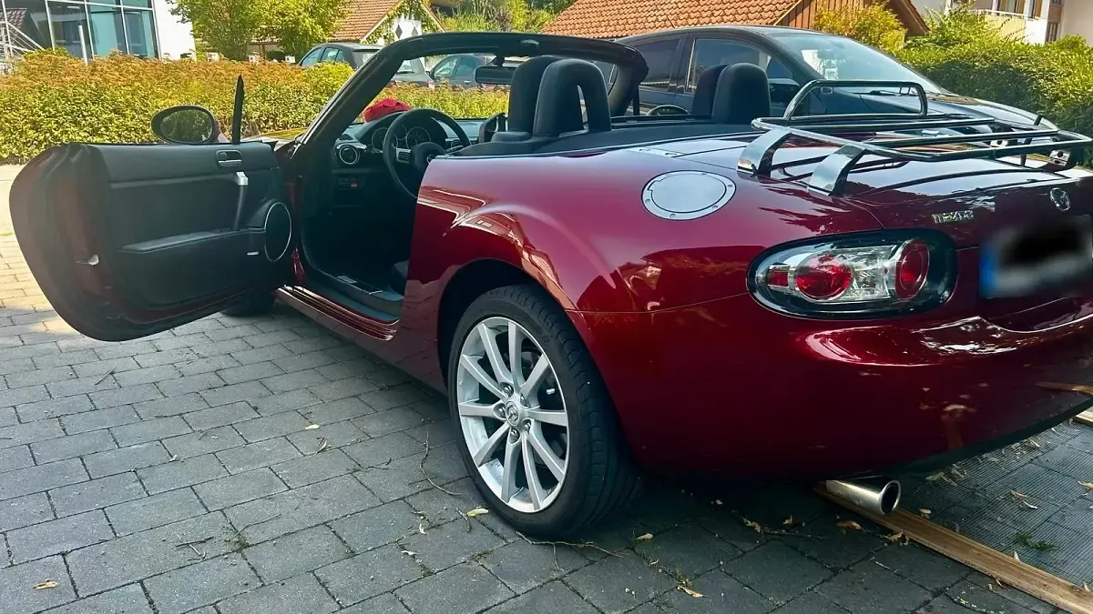 Gebraucht Mazda MX5 160 PS (117 kW) 2006 Rot Cabrio