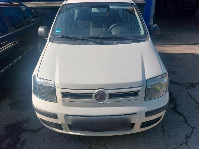 Gebraucht Fiat Panda 69 PS (50 kW) 2012 Weiß Kleinwagen