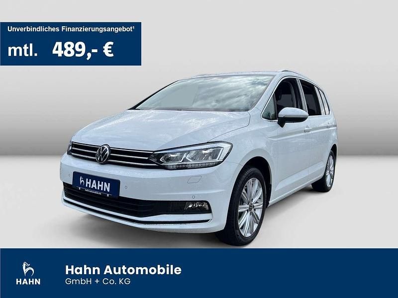 Weiß Gebraucht 2022 VW Touran Highline Van / Kleinbus | 30.445 € (Fairer Preis) - Bild 1/3