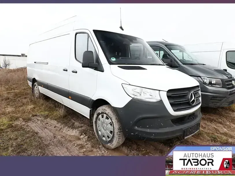 Używany Mercedes Sprinter 170 KM (125 kW) 2022 Biały Van